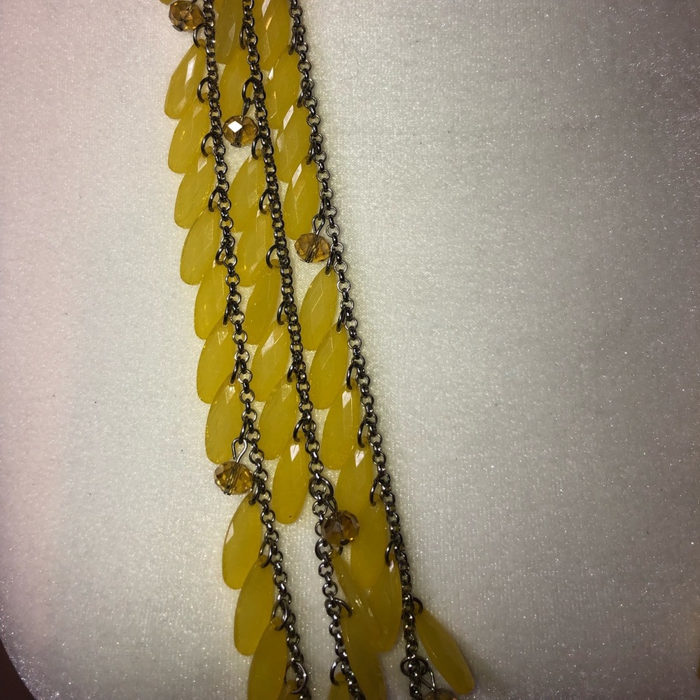 Yellow teardrop multi strand necklace - Picture 2 of 5